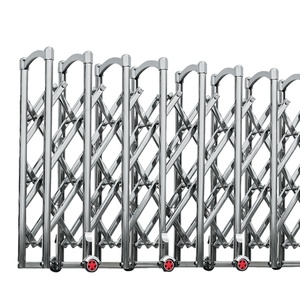Oferta Especial: Barrera de Tráfico Manual Plegable de Acero Inoxidable con Ruedas Deslizantes para Seguridad en Entradas y Carreteras - Product Image 4