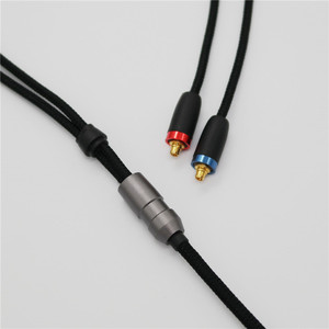 สายสัญญาณเสียง 3.5 มม. ชายต่อ RCA หญิงคู่ สายทองแดงเคลือบทอง สีดำ พร้อมไมโครโฟนและปุ่มควบคุมระดับเสียงสำหรับหูฟัง - Product Image 2
