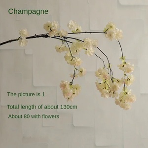 Decorazione Moderna Sospesa con Fiori di Ciliegio e Pesco in Seta per Matrimoni, Natale, Feste Nuziali, Decorazione da Soffitto, 4 Rami Lunghi - Product Image 5