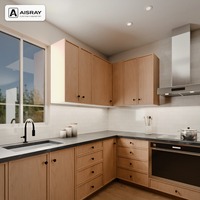 Ensemble de meubles de cuisine sur mesure, portes en mélamine style Shaker, aménagement en forme de L et tiroirs à fermeture amortie, structure en MDF