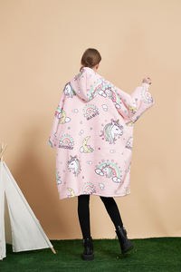 도매 특대 성인 웨어러블 폴리 에스테르 후드 셰르파 오디 담요 겨울 크리스마스 맞춤 담요 후드 공장 - Product Image 2