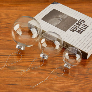 Bolas de árbol de Navidad de plástico transparente Bola redonda rellenable de 6/8/10cm con tapa plateada empaquetada en bolsas - Product Image 1