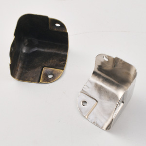 Wenzhou Platinum Link Aluminum <b>Corner</b> <b>Protectors</b> Antique Bronze Silver Protective Luggage Hardware Accessories - Product Image 3