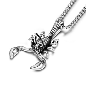 Collier avec pendentif Scorpion en acier titane pour hommes et femmes, accessoire punk du zodiaque animal SP759 - Product Image 1