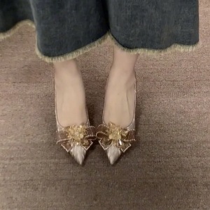 รองเท้าส้นสูงสีแชมเปญสุดหรูสำหรับฤดูใบไม้ผลิและฤดูใบไม้ร่วงปี 2026 ป้องกันการลื่น ใส่ได้สองแบบ รองเท้าเจ้าสาว รองเท้าลำลองสำหรับผู้หญิง - Product Image 4