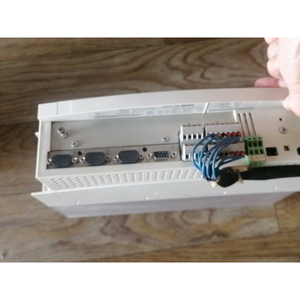 ไดรฟ์ EVS9322-EP 9300 สำหรับ EVS9322-EP ไดรฟ์ EVS9322-EP 9300 สำหรับ Lenze EVS9322-EP - Product Image 4