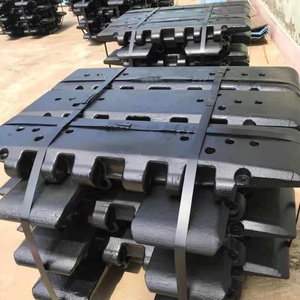 Piastra sottocarro per gru cingolata Manitowoc 8000 Lattice Boom, gruppo di piastre sottocarro fuse con precisione - Product Image 3