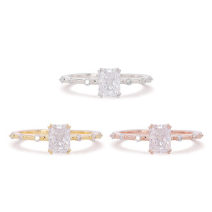 แหวนเพชรมอยส์ซอไนต์0.5CT สดใสแหวนหมั้นเพชรแข็งทองสดใสแหวนหมั้นเพชรสำหรับงานแต่งงาน - Product Image 4