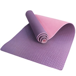 Hot Chống Mệt Mỏi Nhãn Hiệu Riêng 6Mm TPE Yoga <span class=keywords><strong>Mat</strong></span> Hai Lớp TPE Yoga <span class=keywords><strong>Mat</strong></span> Tùy Chỉnh Thiết Kế Yoga <span class=keywords><strong>Mat</strong></span> Cho Phòng Tập Thể Dục Trung Tâm - Product Image 4