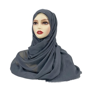 Venta al por mayor Premium turco borla gris oscuro sólido sombreado chal bufanda larga para mujeres algodón Dupatta velo Hijabs mujeres musulmanas 2025 - Product Image 2