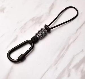 ตะขอเกี่ยวขวดน้ำ คาราบิเนอร์ เชือกน้ำแร่ ตะขอเกี่ยวขวดน้ำสำหรับกระเป๋าเป้กลางแจ้ง พาราคอร์ด อุปกรณ์เดินป่าทอมือ - Product Image 5