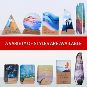 Cadeau Souvenir en verre laser 3D personnalisé, vente en gros, haute qualité, prix du trophée en <span class=keywords><strong>cristal</strong></span> rouge personnalisé à vendre - Product Image 5