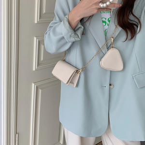 Mini bolso bandolera con cadena para mujer, con hebilla magnética, color sólido, tamaño pequeño para uso en verano - Product Image 3