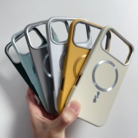 Étui de protection double couche en TPU noir à motif cuir avec cadre d'objectif détachable style professionnel pour iPhone 17 Pro Max