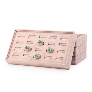 Plateau à bijoux en velours rose du fabricant Shero plateau de présentation de bijoux plateau en velours personnalisé avec logo pour bijoux - Product Image 4