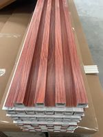 Panneau mural en PVC de qualité E0, panneau mural cannelé pour villas de luxe, directement de l'usine