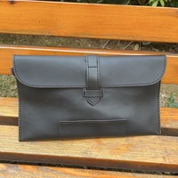 Personnalité personnalisée Vintage Crazy Horse Bracelet en cuir Sac à main Hommes Enveloppe Pochette