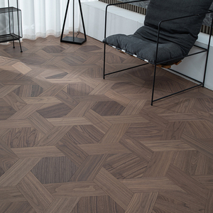 Parquet Rústico AS2047 Multicapa de Roble con Acabado UV Cepillado, Grado AB, Duradero, Resistente al Agua, Sistema T&G, 15mm, para Bodega - Product Image 2
