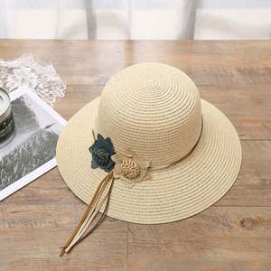Sombrero de paja tejido al por mayor con flores, sombrero de sol para mujer, de ala pequeña, para playa, viajes, pesca, con diseño distintivo - Product Image 2