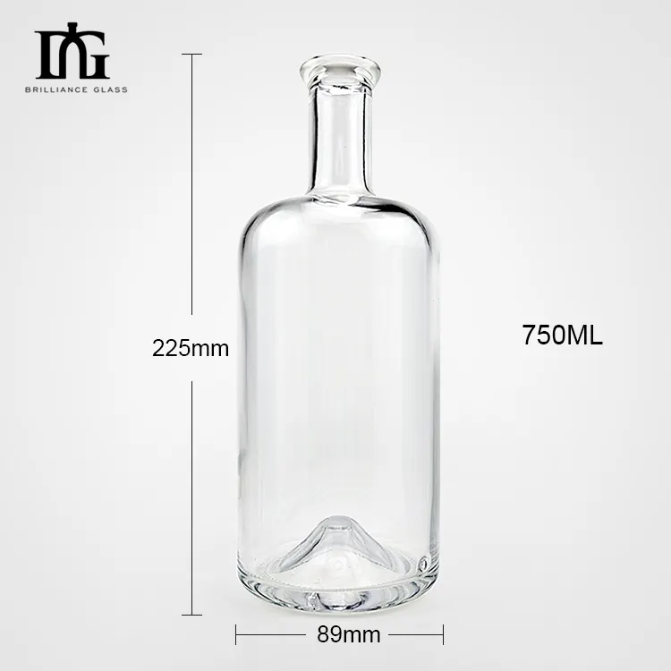 Botella de vidrio transparente con diseño de fondo de volcán único 500ml 700ml 750ml whisky vodka con corcho al por mayor