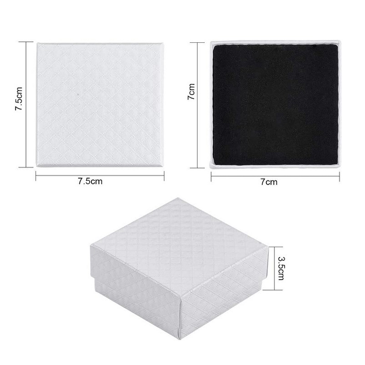 Boites de Carton Carre Ensemble de Bijoux avec epo<i></i>nge A LInterieur Blanc
