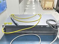 Laser fibre CW monomode CS Tec 3 kW refroidi par air pour la découpe à distance, découpe d'arbres