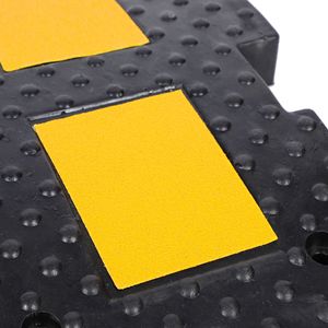 Rampe de sécurité routière réfléchissante Tianjiu Speed Bump 12 pouces pour garage - Product Image 2