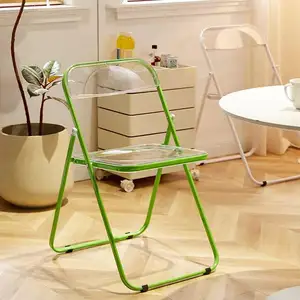Cadeira dobrável de plástico acrílico transparente para uso doméstico de baixo preço por atacado