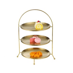 Support de présentation de desserts en métal doré à 3 niveaux, assiettes réutilisables, service de buffet pour les célébrations de Noël, du Nouvel An et de la fête <span class=keywords><strong>des</strong></span> pères - Product Image 3
