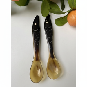 Cuchara Tallada a Mano de Cuerno de Búfalo Estilo Animal Indio de Alta Calidad, Tamaño Personalizado, Venta al por Mayor, Juego de Cubiertos Pulidos para el Hogar - Product Image 1