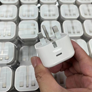 Anh Số Lượng Lớn 3 Pin Cắm Có Thể Gập Lại <span class=keywords><strong>USB</strong></span> C Loại C 20W Xách Tay Pd Nhanh Chóng Sạc Tường Sạc Adapter Cho iPhone 16 15 14 13 12 11 Pro Max - Product Image 6