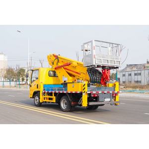 Camion de travail aérien robuste de 28 m, châssis FAW, flèche à 7 sections et <span class=keywords><strong>nacelle</strong></span> à nivellement automatique pour des opérations en hauteur stables - Product Image 3