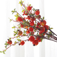 Feestelijke kunstmatige granaatappelbloemen Gesimuleerde boomtakken Fruit Tafeldecoraties Gunstige fruitversieringen Zacht PVC