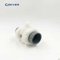 Katup Bola Air Manual UPVC COKVER COKVE Ukuran DN15 DN150 dengan Segel PTFE Sambungan Berulir Tahan Suhu Tinggi