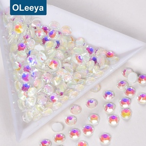 Strass en vrac Oleeya Factory 2028, strass à dos plat pour nail art, strass lumineux et phosphorescents pour robe de soirée de Noël - Product Image 6