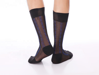 Nouvelles chaussettes habillées d'été pour hommes, jetables, antibactériennes, soyeuses et transparentes, avec logo sous le pied, idéales pour le travail et les affaires.