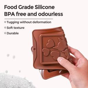 Moule à chocolat en silicone antiadhésif sans BPA en forme de chat LFGB Platinum de la fabrique MUYULINS pour la Saint-Valentin - Product Image 4