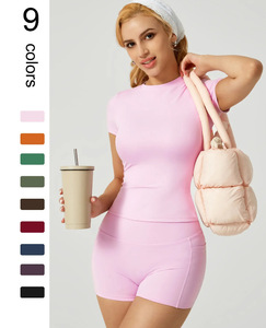 Completo Sportivo <span class=keywords><strong>da</strong></span> Yoga a 2 Pezzi per <span class=keywords><strong>Donna</strong></span> in Spandex/Nylon Traspirante ed Ecologico, Vita Alta, Aderente, Maniche Corte, Pantaloncini, Tinta Unita - Product Image 2