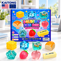 KAITONG Ensemble de 8 jouets sensoriels de formes variées avec des motifs alimentaires et des cubes transparents pour cadeaux de fêtes, jouets à presser et à étirer
