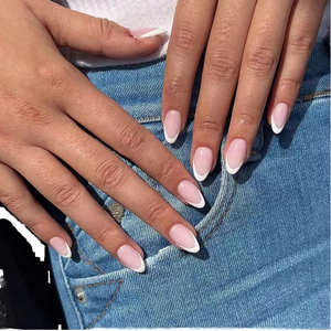 Proveedor de Fábrica: 24 Uñas Postizas Francesas Reutilizables, Puntas de Uñas con Logotipo Personalizado para <span class=keywords><strong>Venta</strong></span> al por Mayor en Salones de Belleza - Product Image 1