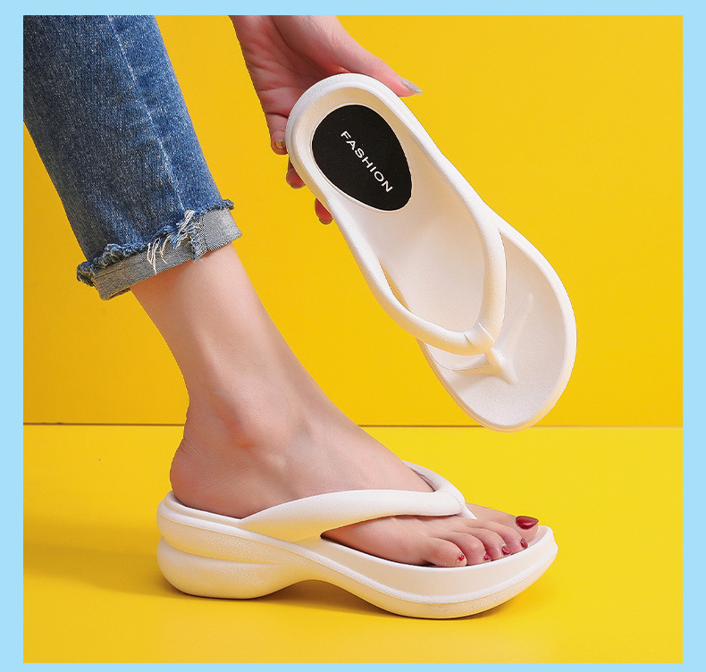Outdoor Flip-flops Slippers Women Bathroom Slippers Summer Beach Flip Flops