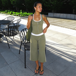 Women Casual Lounge <b>Set</b> Contrast Piping Sleeveless Top and Capri Pants Matching <b>Set</b> Soft Stretchy Fabric - Product Image 1