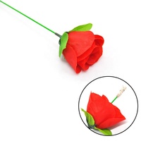 Tour de magie : la torche se transforme en rose, illusion de flamme, accessoire de magie pour magicien professionnel
