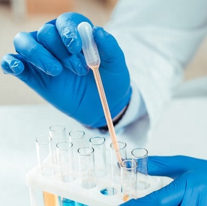 Pipettes Pasteur Micro graduées stériles jetables en plastique de 0,5 ml, 1 ml, 2 ml, 5 ml, 10 ml - Product Image 1