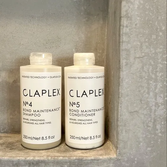 No.4 Shampoo GENIESSEN SIE DAS ERGEBNIS/Feuchtigkeit spendend und verbessert den Glanz, was zu einer strahlenden Haar behandlung und-investition führt