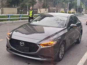 Auto Usado de Alta Velocidad a Bajo Precio, <span class=keywords><strong>Mazda</strong></span> <span class=keywords><strong>3</strong></span> Axela <span class=keywords><strong>2021</strong></span>, Gasolina, Volante a la Izquierda, Sedán Económico, Listo para Exportar - Product Image 2