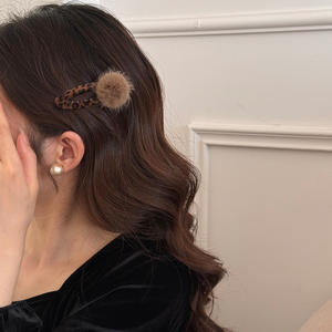 Pinza de Pelo con Estampado de Leopardo Retro para Mujer - Product Image 3