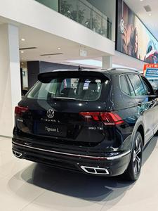 2025 V W <span class=keywords><strong>TI</strong></span> GUAN L Edizione Dragon 300tsi <span class=keywords><strong>Auto</strong></span> a Benzina Prodotta in Cina in Vendita 380TSI R-Line SUV 7 Posti con 2.0T Automatico 4WD - Product Image 6