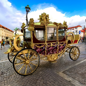 Carruaje de Boda Eléctrico Estilo Real con Caballos, 4 Ruedas, Multifuncional, Estilo Europeo - Product Image 1