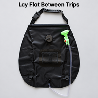 Sac de douche de camping noir 20 L avec tuyau, pommeau de pulvérisation et sac en filet